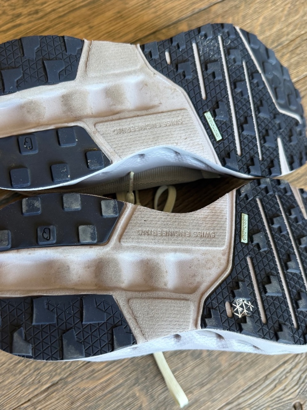On Cloudsurfer Trail Sneakers - Picture 6 of 6